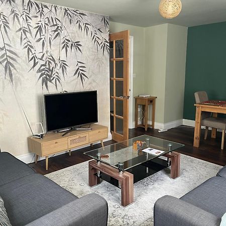 Comfortable Two Bedroom Modern Apartment Londyn Zewnętrze zdjęcie